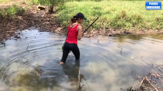 The First Spearfishing TINY CREEK For HUGE Catfish