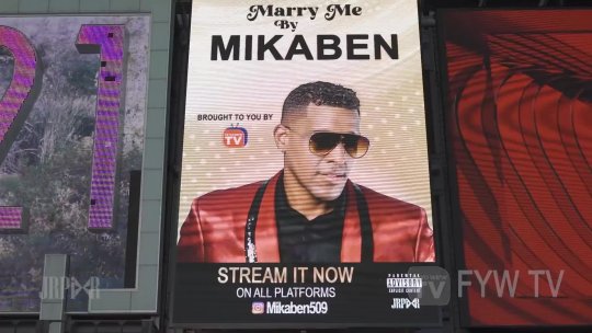 Live performance by Mikaben in Times Square